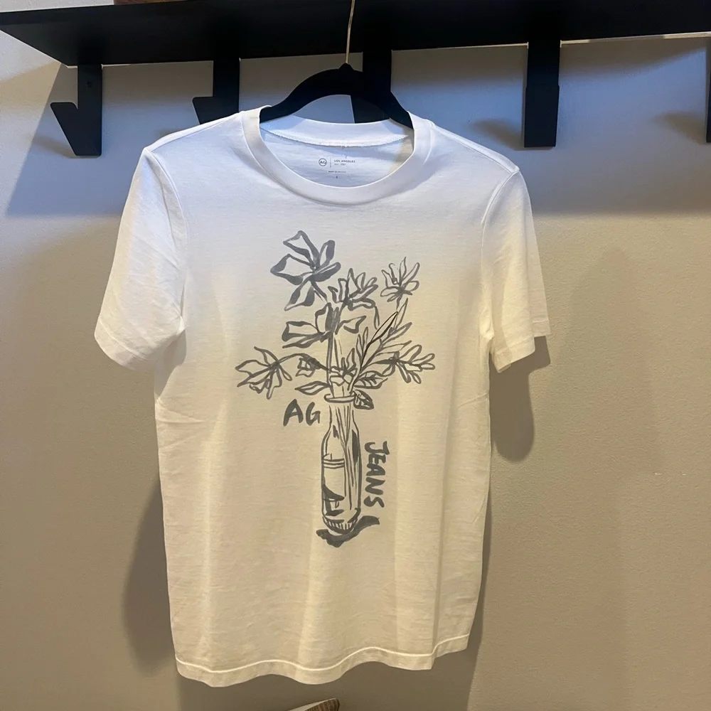 Ag Adriano Goldschmied White Floral Graphic  Jagger Tee - Picture 5 of 7